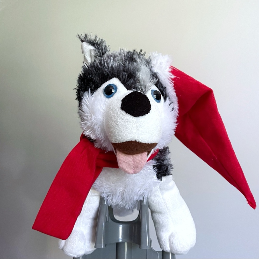 Husky Dog Stuffed Toy With Santa Hat and Red Scarf, for Boys and Girls Christmas